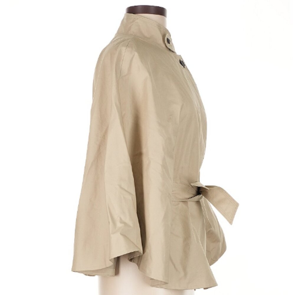 Banana Republic Belted Trench Cape in Light Khaki - Picture 3 of 5